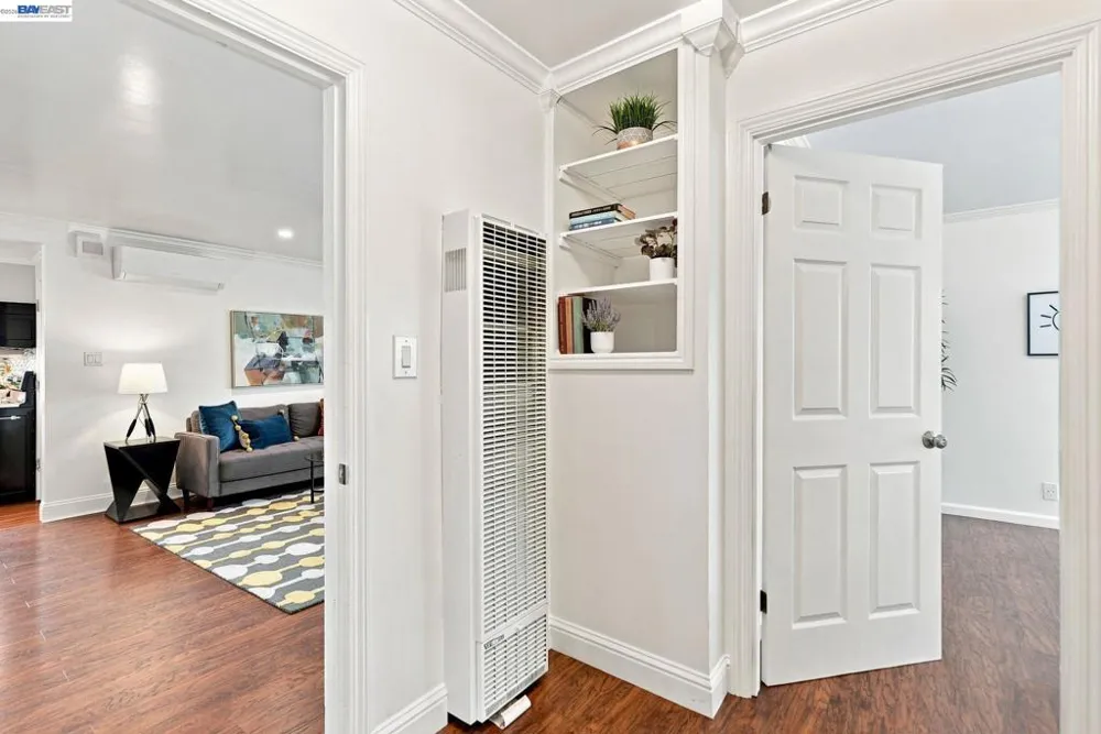 17291 Via Flores San Lorenzo, CA 94580