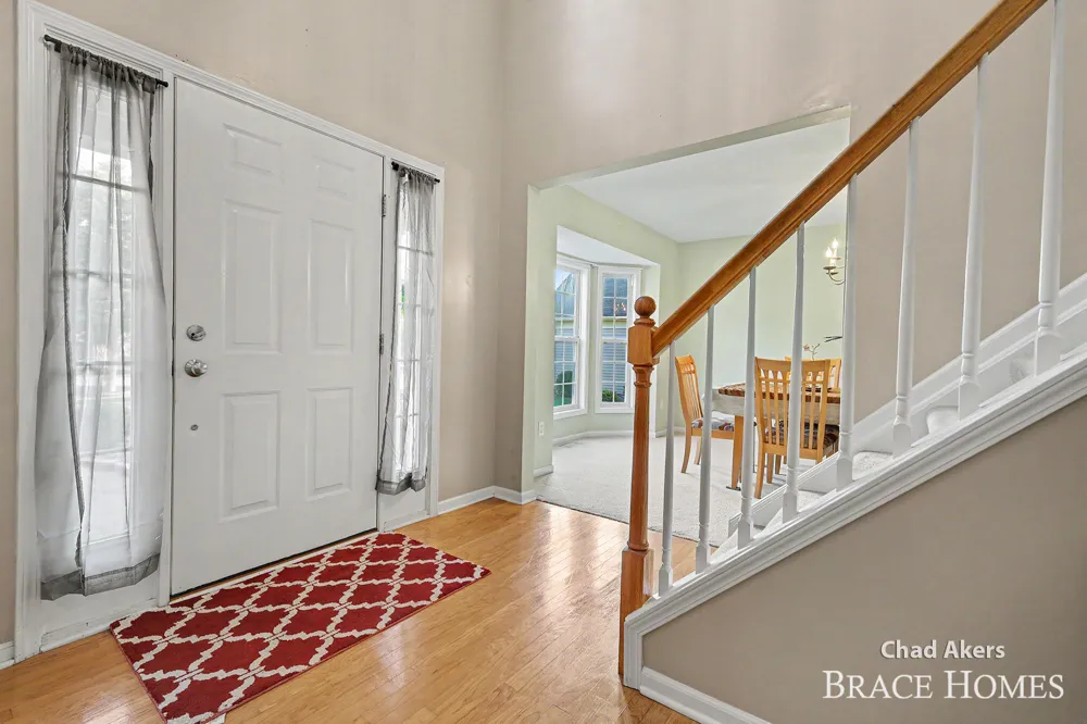 2022 Friesian Court NE Grand Rapids, MI 49505