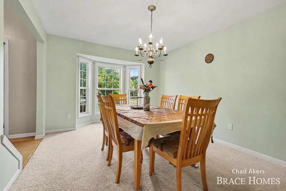 2022 Friesian Court NE Grand Rapids, MI 49505