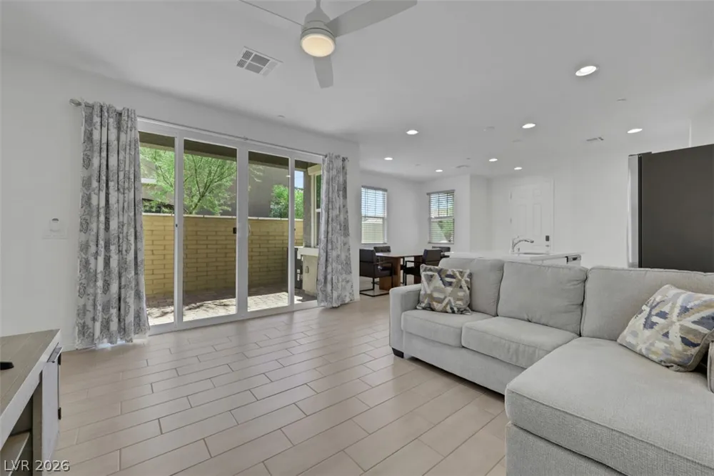 892 Cottonwood Hill Place Henderson, NV 89011