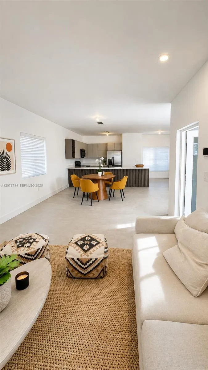 2788 NW 9th Pl Fort Lauderdale, FL 33311