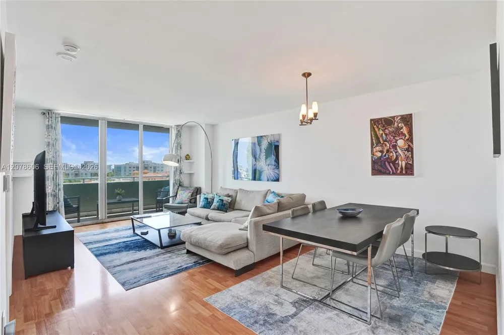 90 Alton Rd #807 Miami Beach, FL 33139