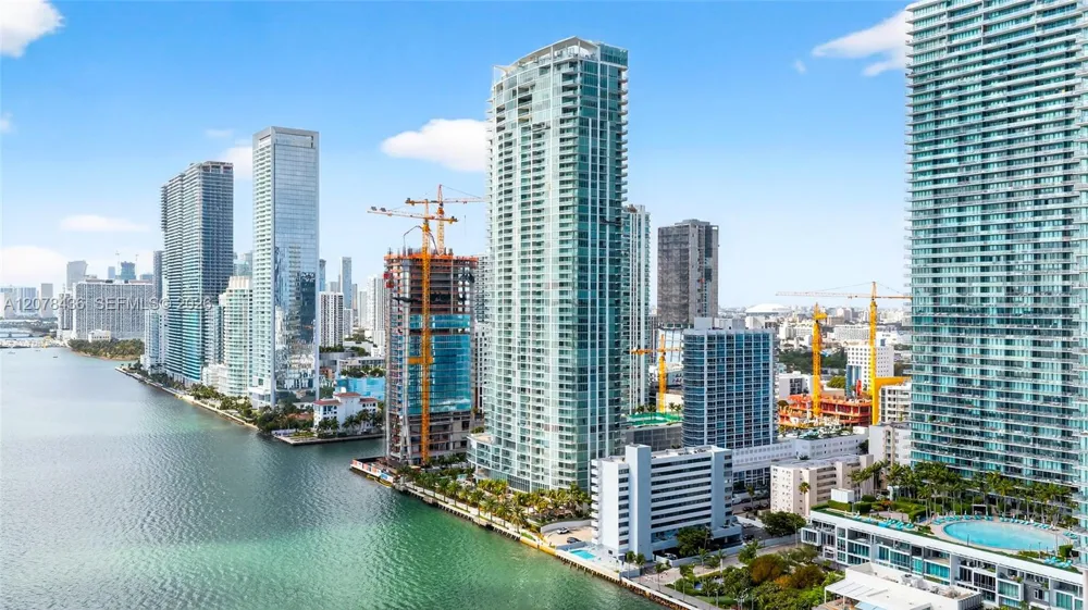 2900 NE 7th Ave #2209 Miami, FL 33137