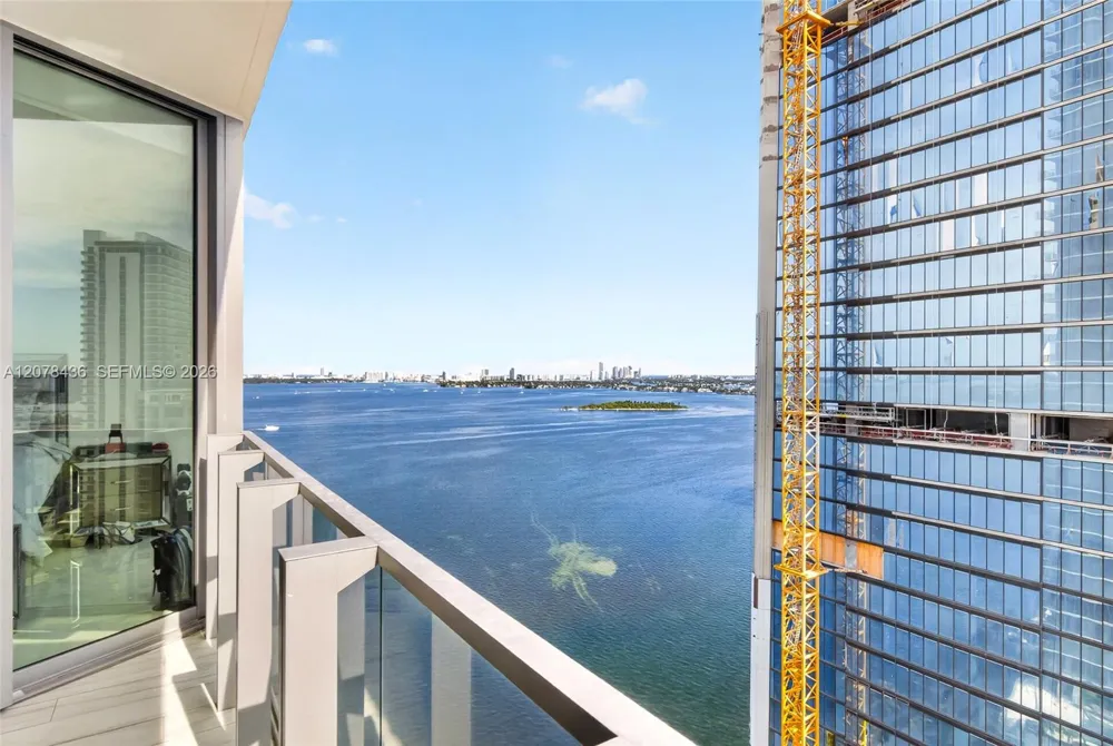 2900 NE 7th Ave #2209 Miami, FL 33137