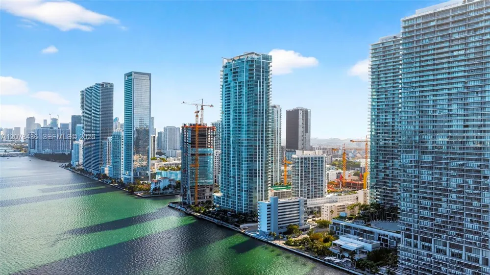 2900 NE 7th Ave #2209 Miami, FL 33137
