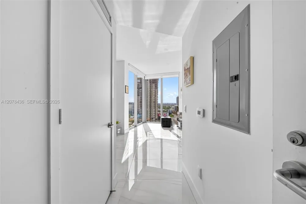 2900 NE 7th Ave #2209 Miami, FL 33137