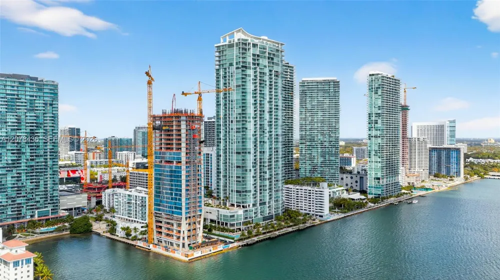 2900 NE 7th Ave #2209 Miami, FL 33137