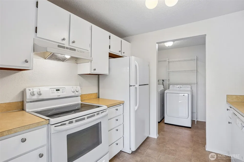 4904 81st Place SW #206 Mukilteo, WA 98275