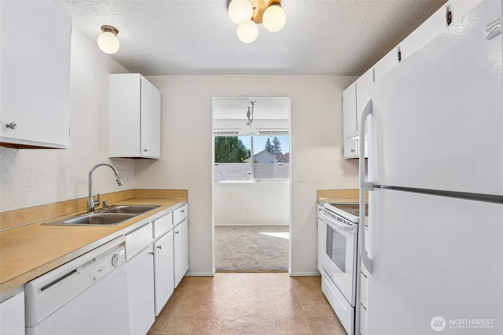 4904 81st Place SW #206 Mukilteo, WA 98275