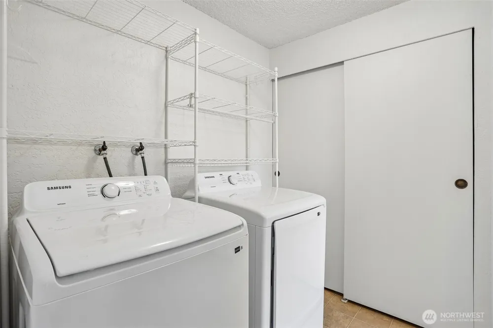 4904 81st Place SW #206 Mukilteo, WA 98275