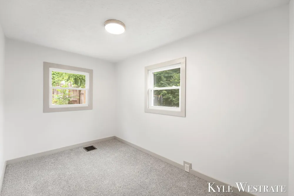 629 Harlan Avenue NE Grand Rapids City, MI 49503
