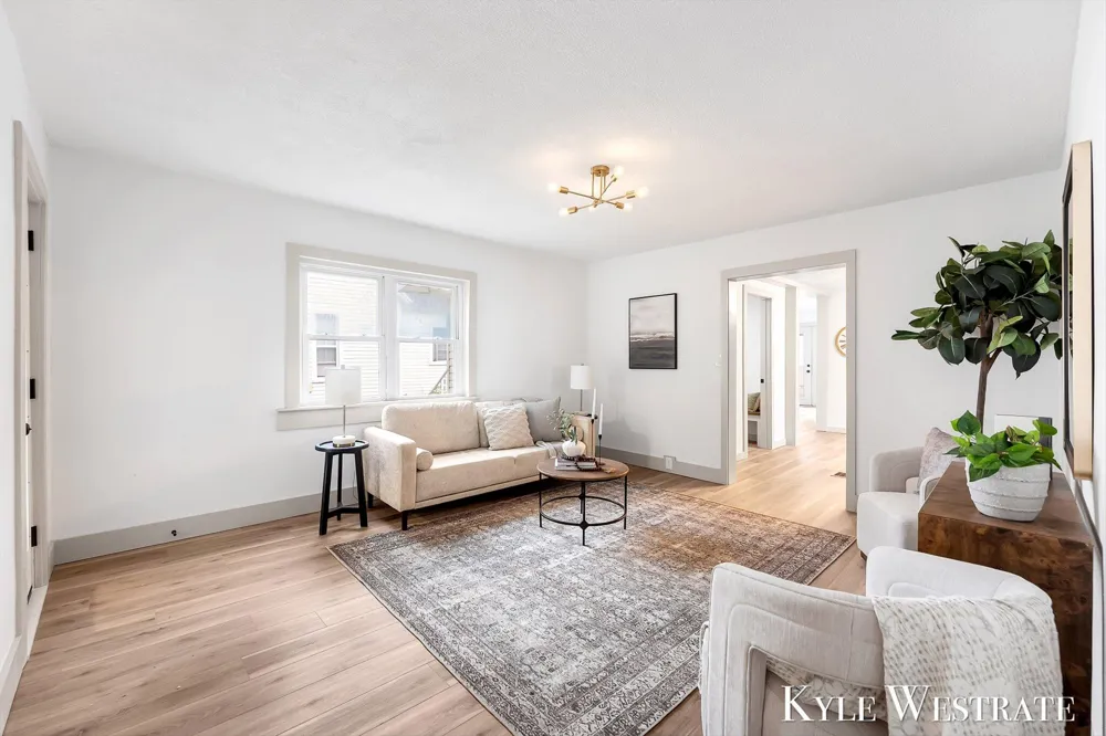629 Harlan Avenue NE Grand Rapids City, MI 49503