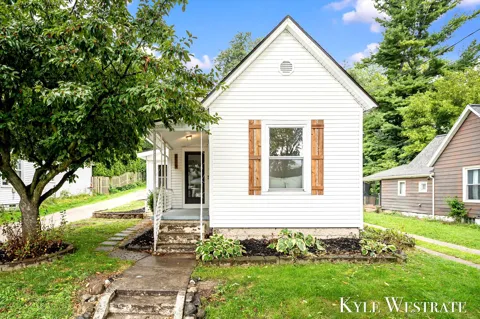 629 Harlan Avenue NE