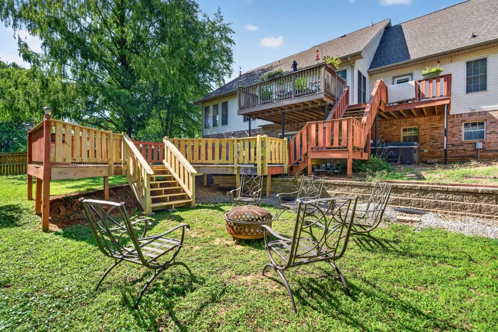 534 Christel Springs Dr Clarksville, TN 37043