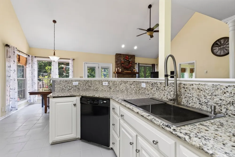 534 Christel Springs Dr Clarksville, TN 37043