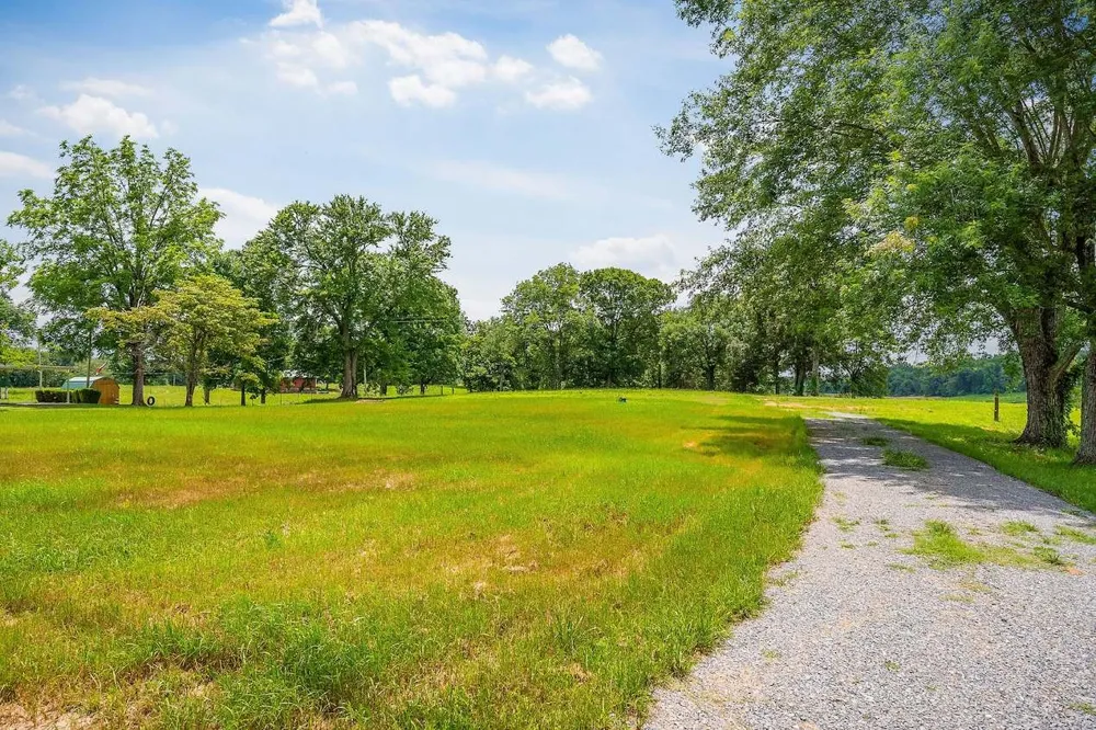 4705 Old Nashville Hwy Mc Minnville, TN 37110