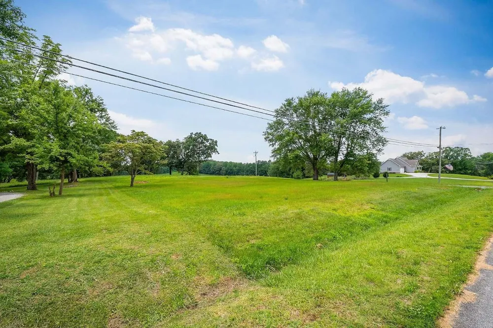 4705 Old Nashville Hwy Mc Minnville, TN 37110