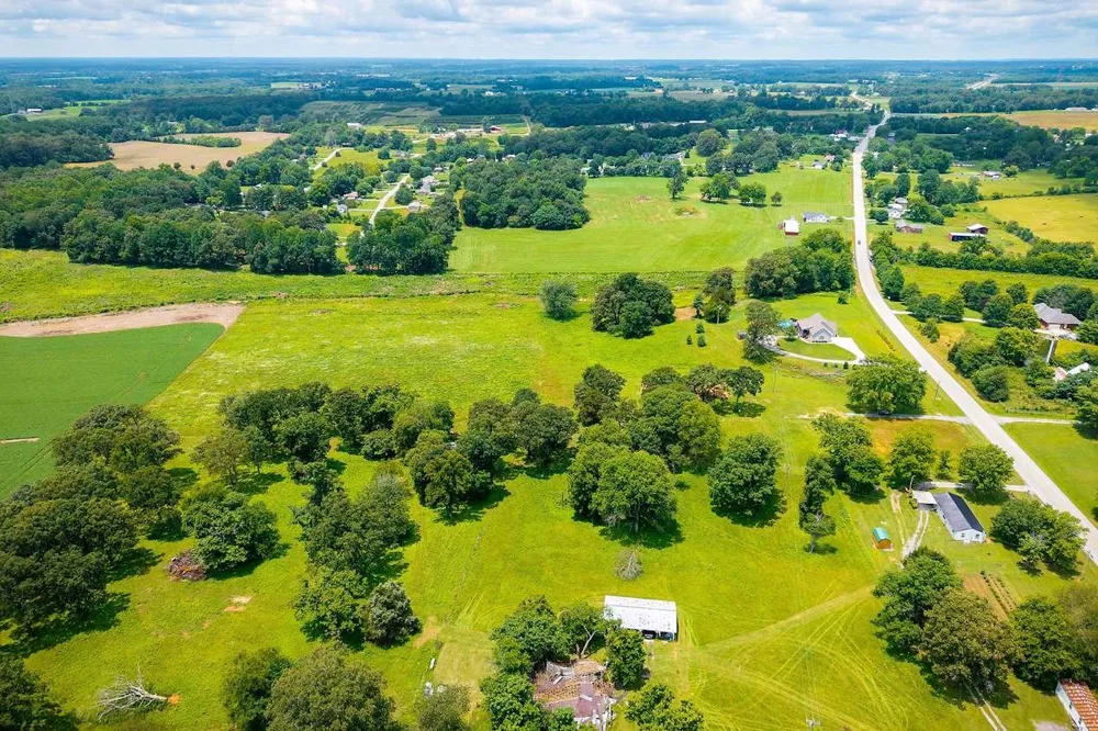 4705 Old Nashville Hwy Mc Minnville, TN 37110