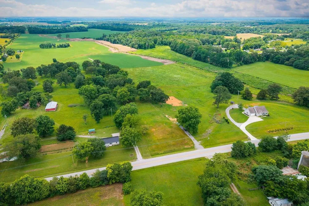 4705 Old Nashville Hwy Mc Minnville, TN 37110