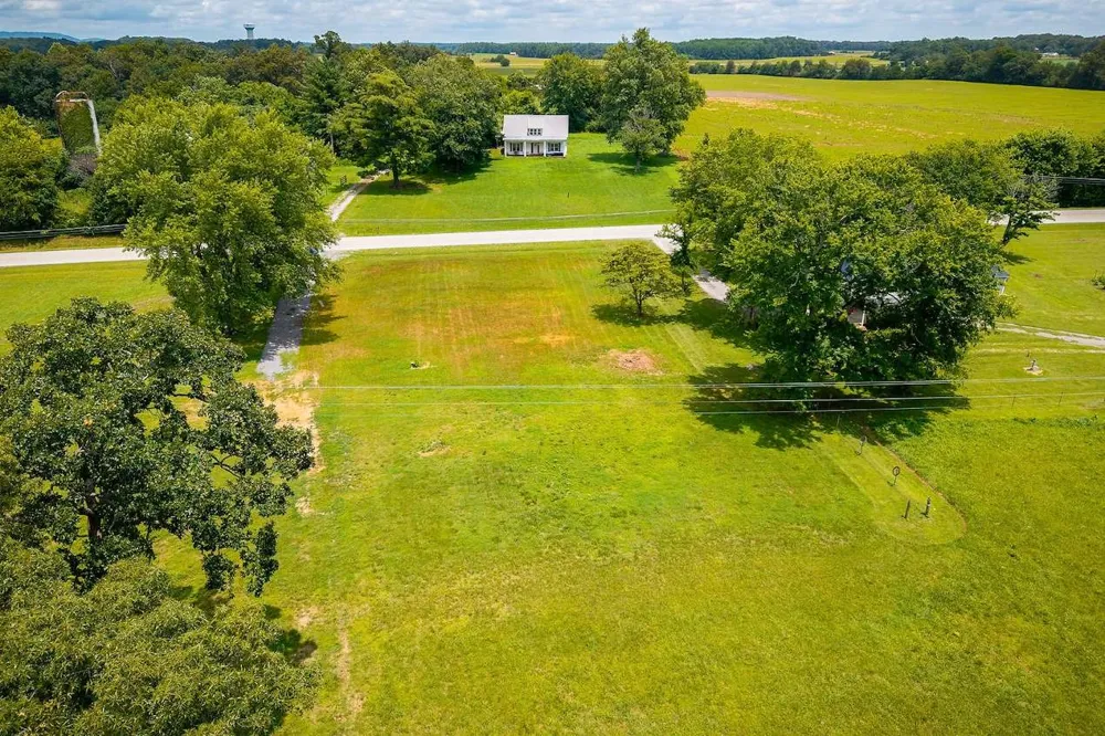 4705 Old Nashville Hwy Mc Minnville, TN 37110