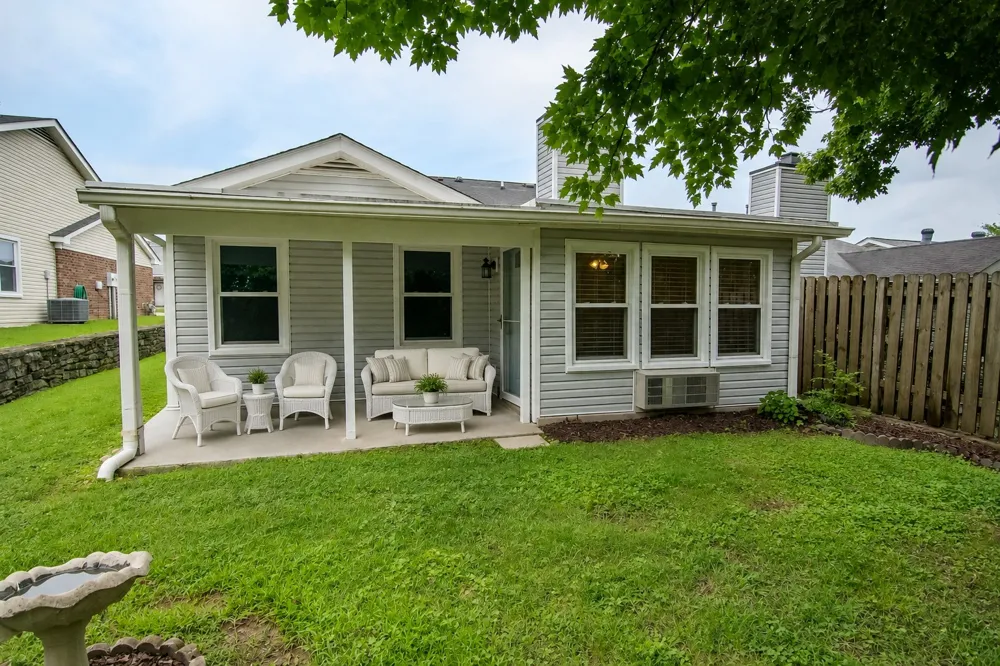 208 Myhr Grn Nashville, TN 37221