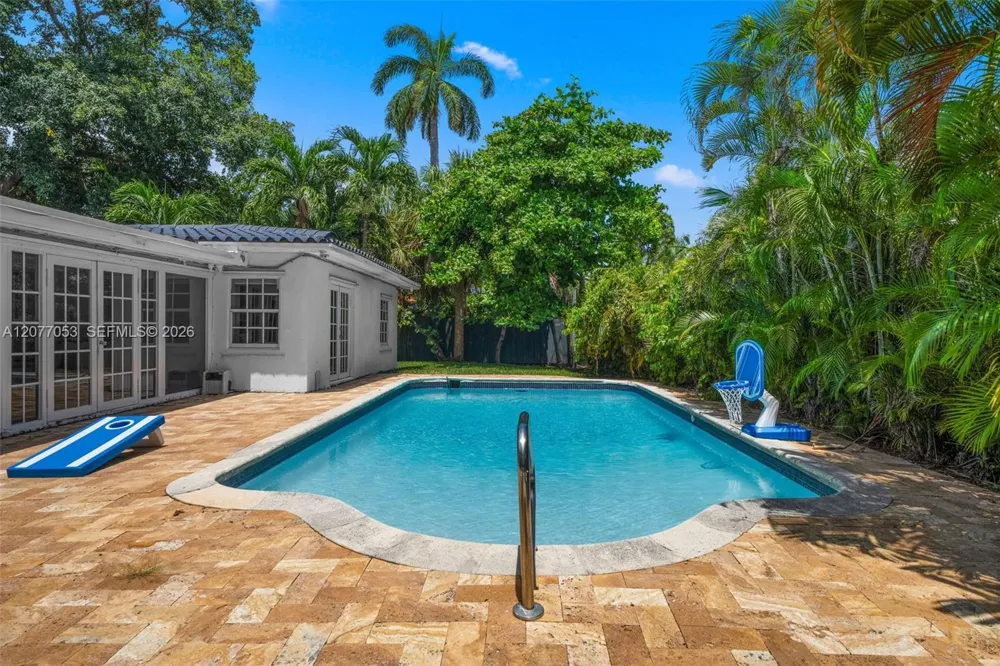 1308 Seabreeze Blvd Fort Lauderdale, FL 33316
