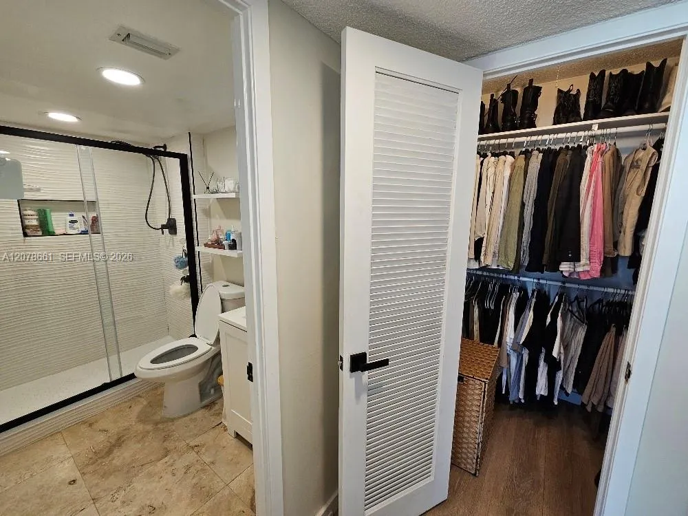 18061 Biscayne Blvd #1602 Aventura, FL 33160