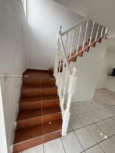 1305 W 46th St #221 Hialeah, FL 33012