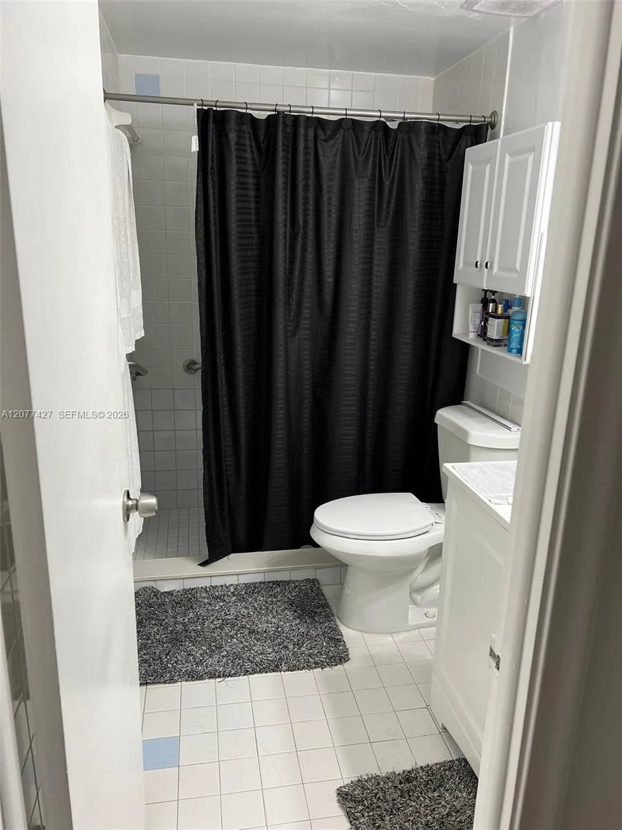7810 Camino Real #i-306 Miami, FL 33143