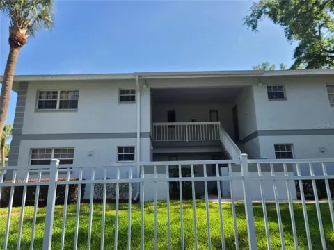 580 FAIRWAYS LANE #G203