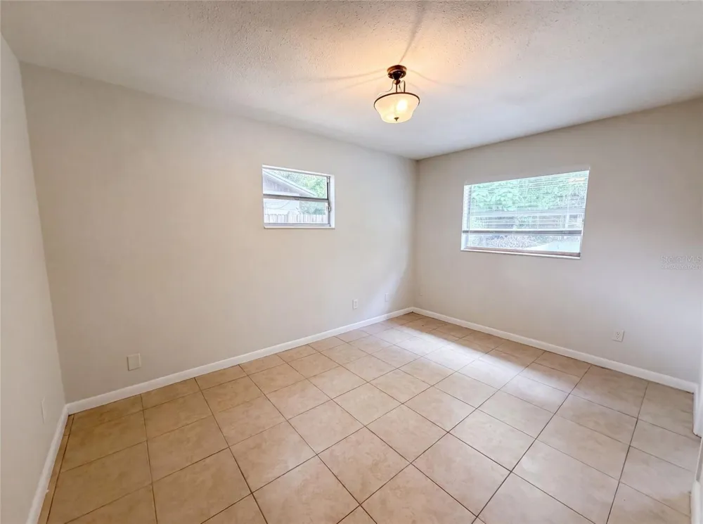 7018 LYNWOOD DRIVE Tampa, FL 33637