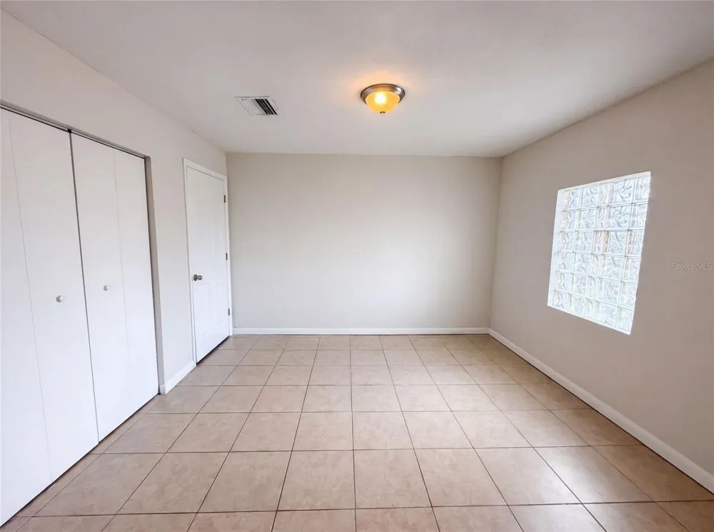 7018 LYNWOOD DRIVE Tampa, FL 33637