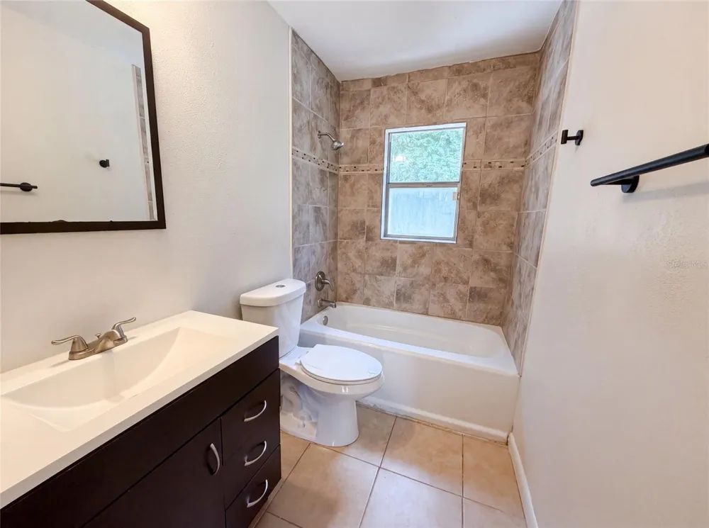 7018 LYNWOOD DRIVE Tampa, FL 33637