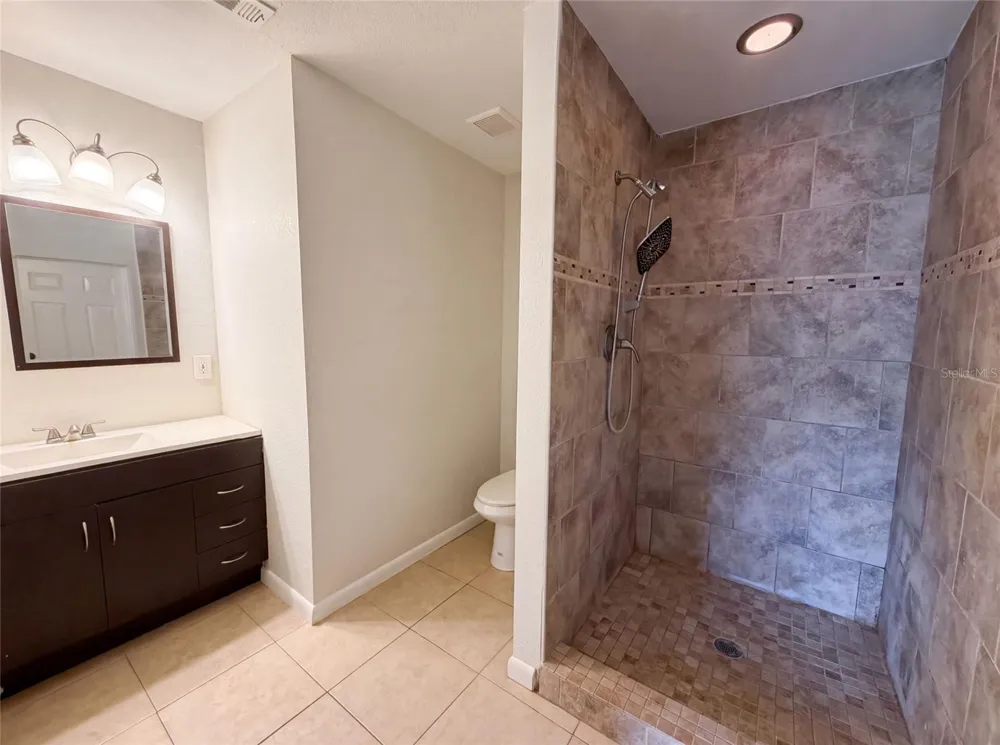 7018 LYNWOOD DRIVE Tampa, FL 33637