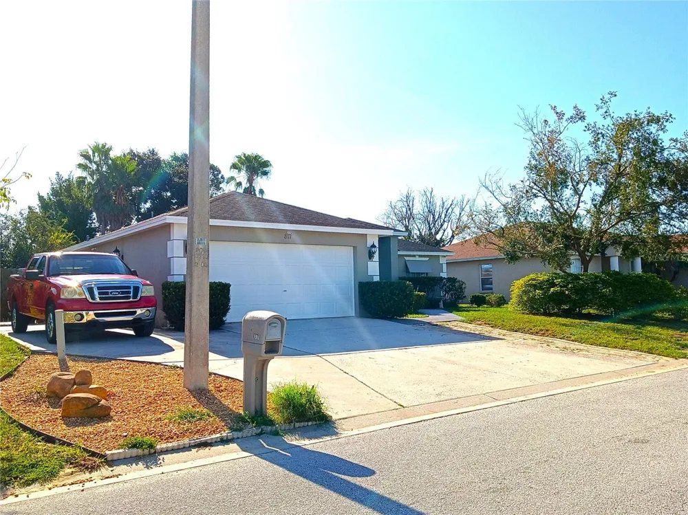 817 REFLECTIONS LOOP E Winter Haven, FL 33884