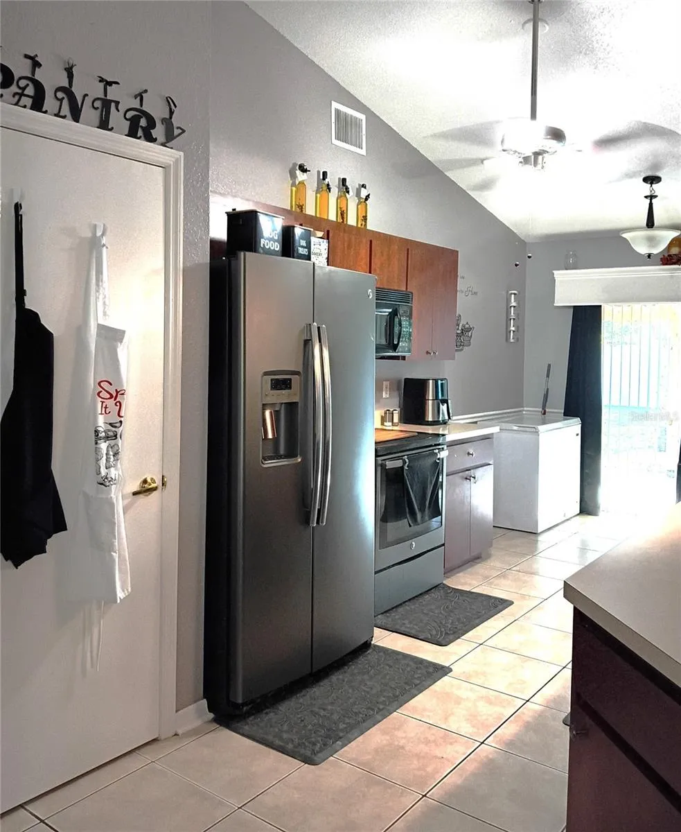 817 REFLECTIONS LOOP E Winter Haven, FL 33884