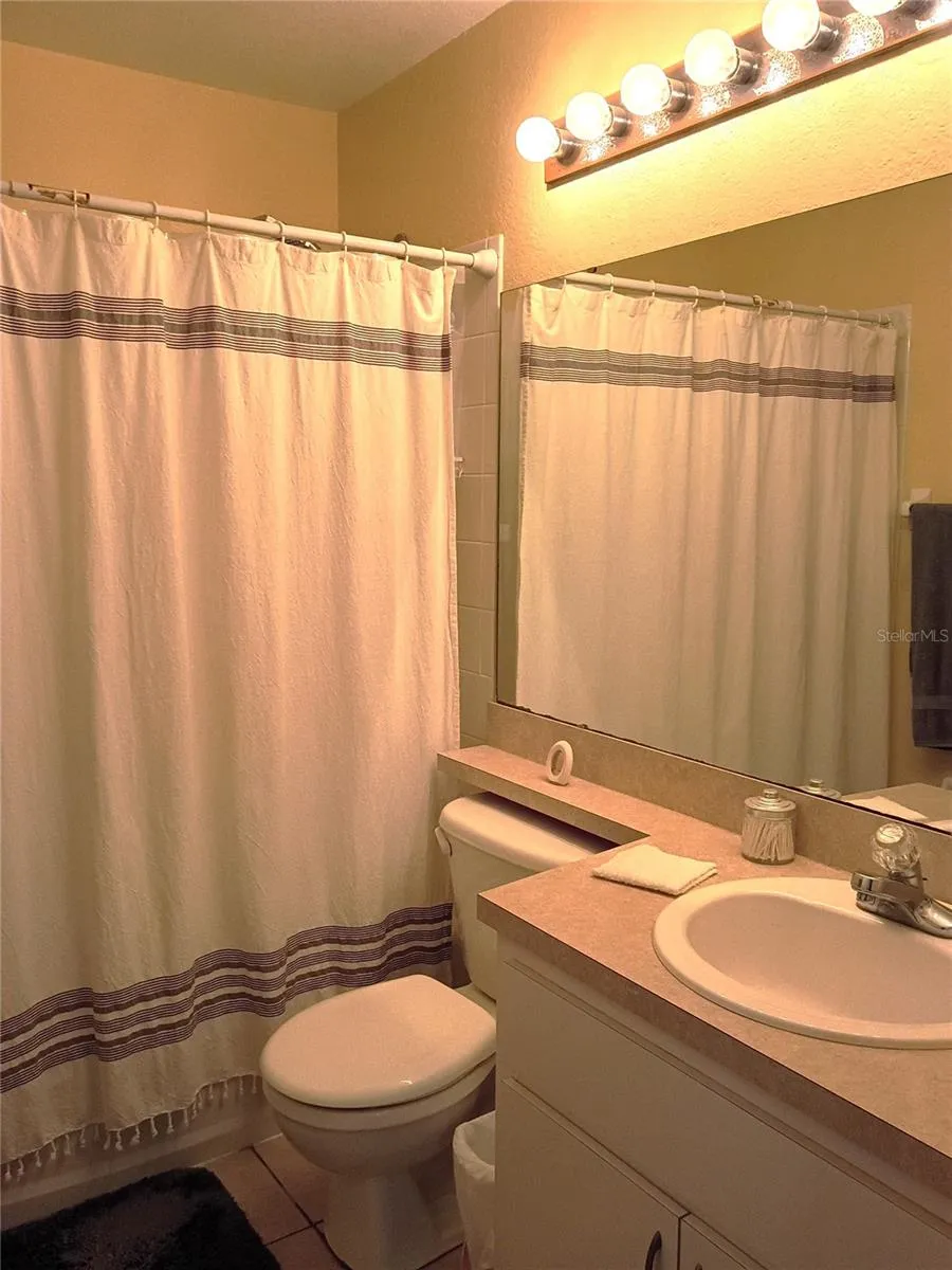 817 REFLECTIONS LOOP E Winter Haven, FL 33884