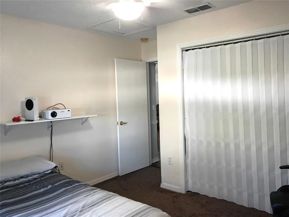 817 REFLECTIONS LOOP E Winter Haven, FL 33884