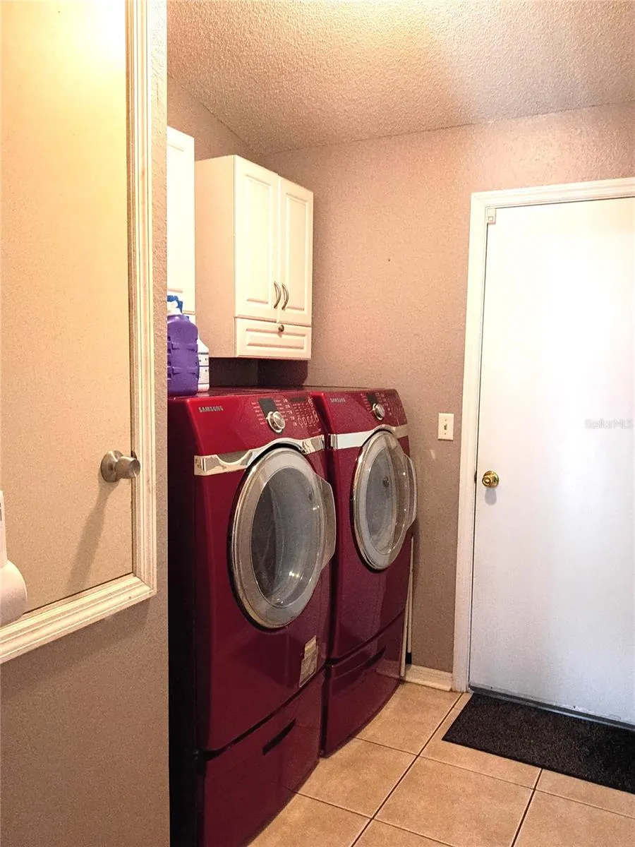 817 REFLECTIONS LOOP E Winter Haven, FL 33884