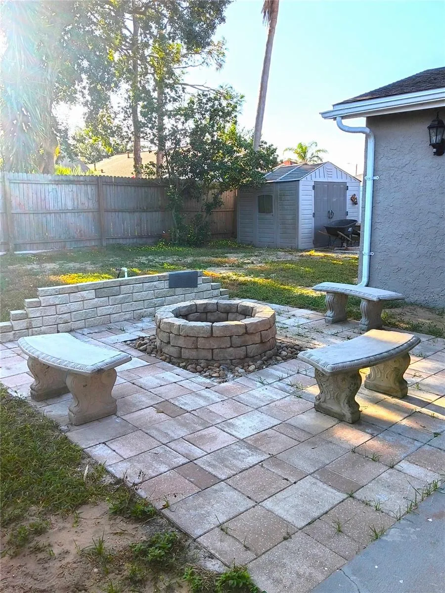 817 REFLECTIONS LOOP E Winter Haven, FL 33884