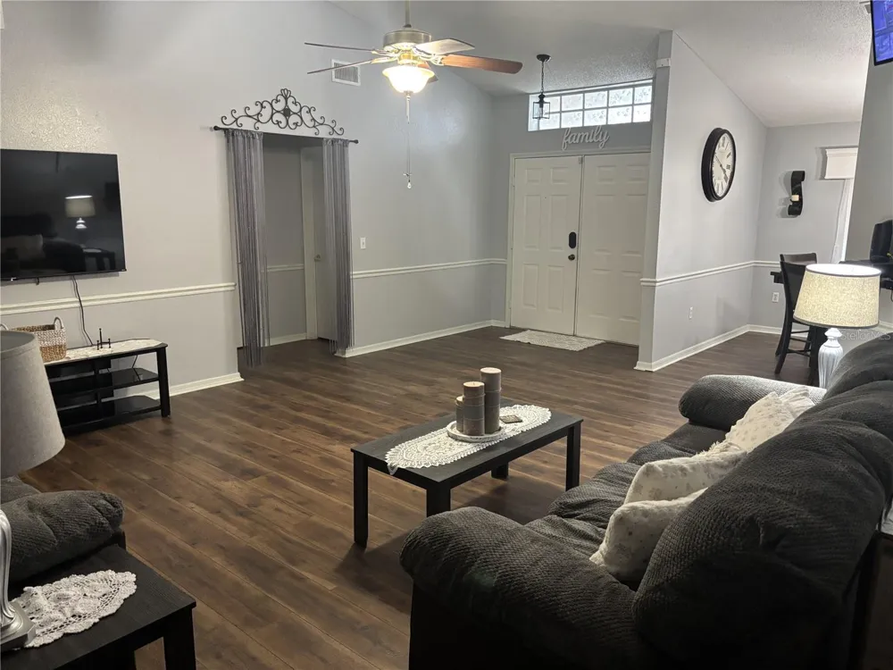 817 REFLECTIONS LOOP E Winter Haven, FL 33884