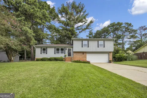 3417 Creekwood DR SE