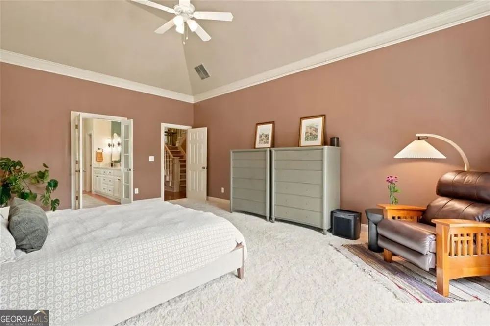 1445 Hedgewood LN NW Kennesaw, GA 30152