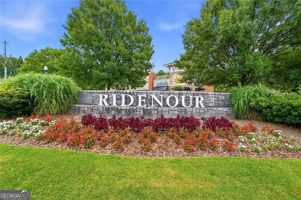 1445 Hedgewood LN NW Kennesaw, GA 30152
