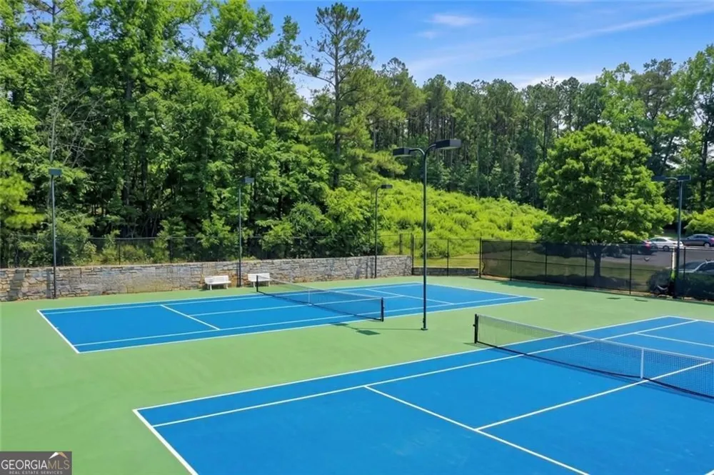 1445 Hedgewood LN NW Kennesaw, GA 30152