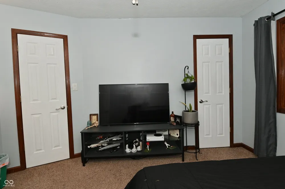 6572 Kings Court Avon, IN 46123