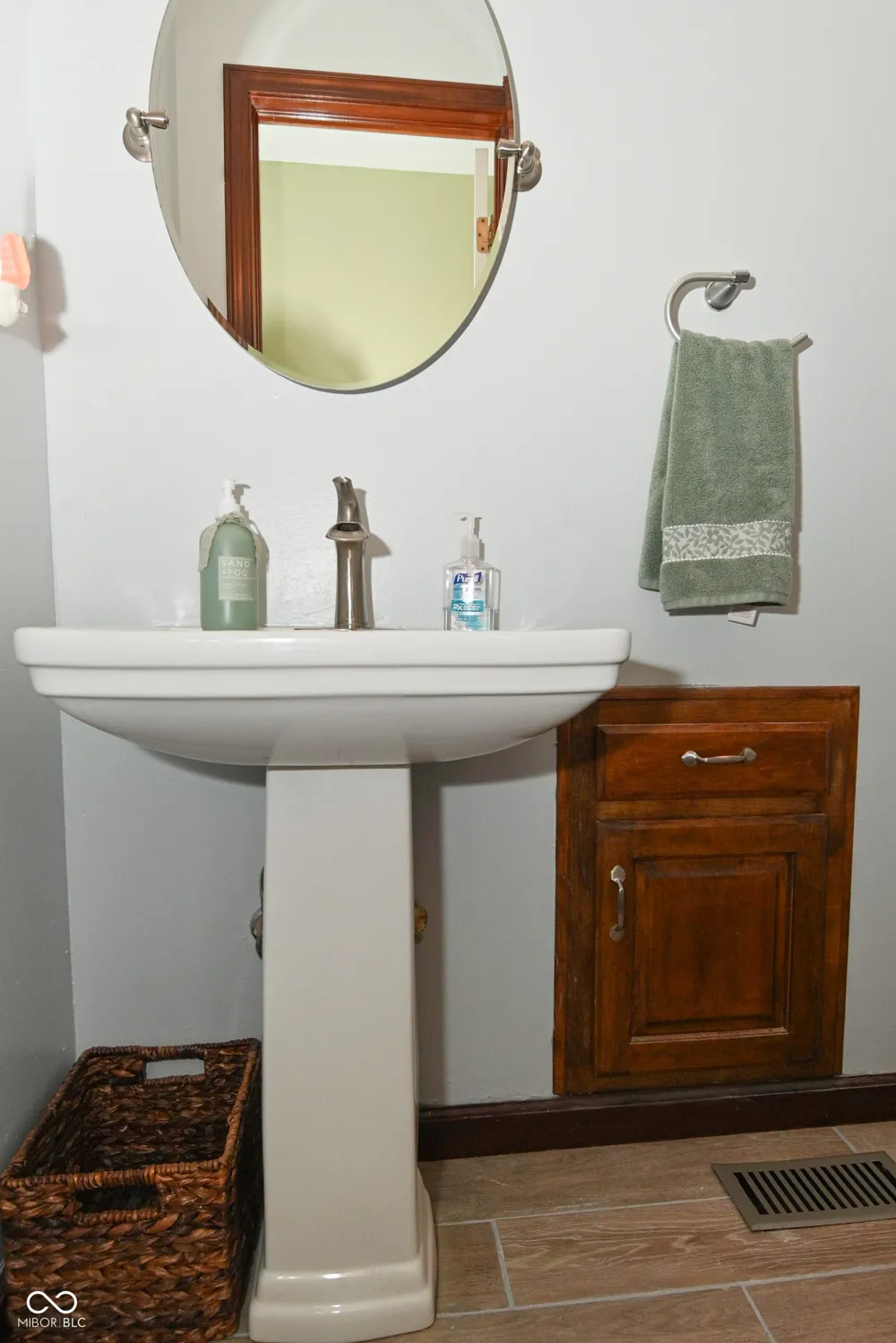 6572 Kings Court Avon, IN 46123