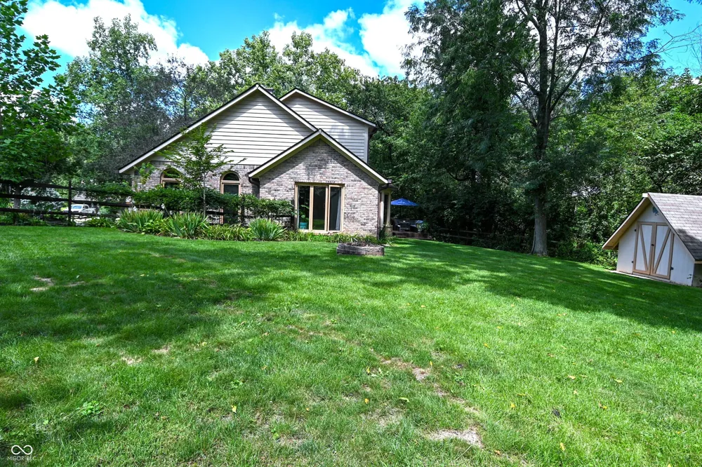 6572 Kings Court Avon, IN 46123