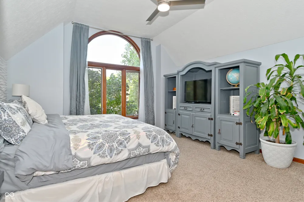 6572 Kings Court Avon, IN 46123
