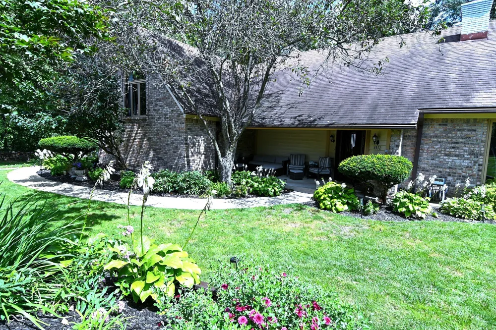 6572 Kings Court Avon, IN 46123